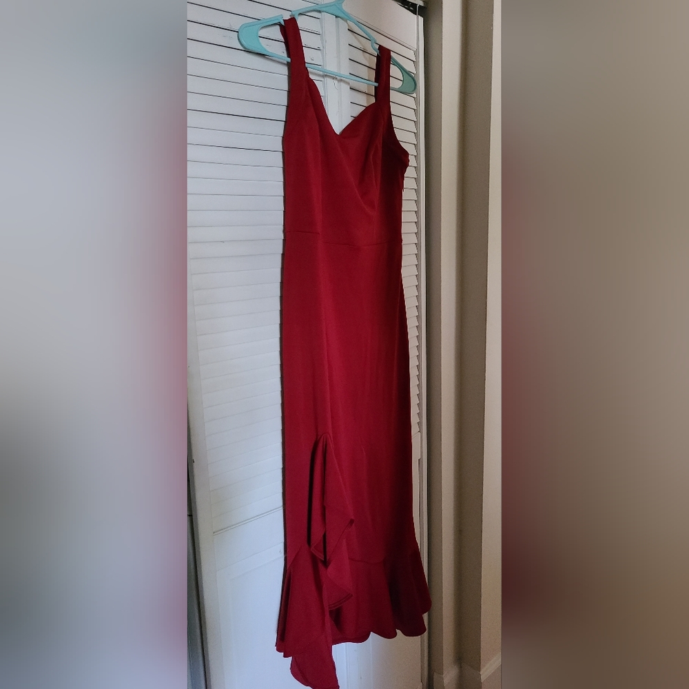 Red Sleeveless Dress